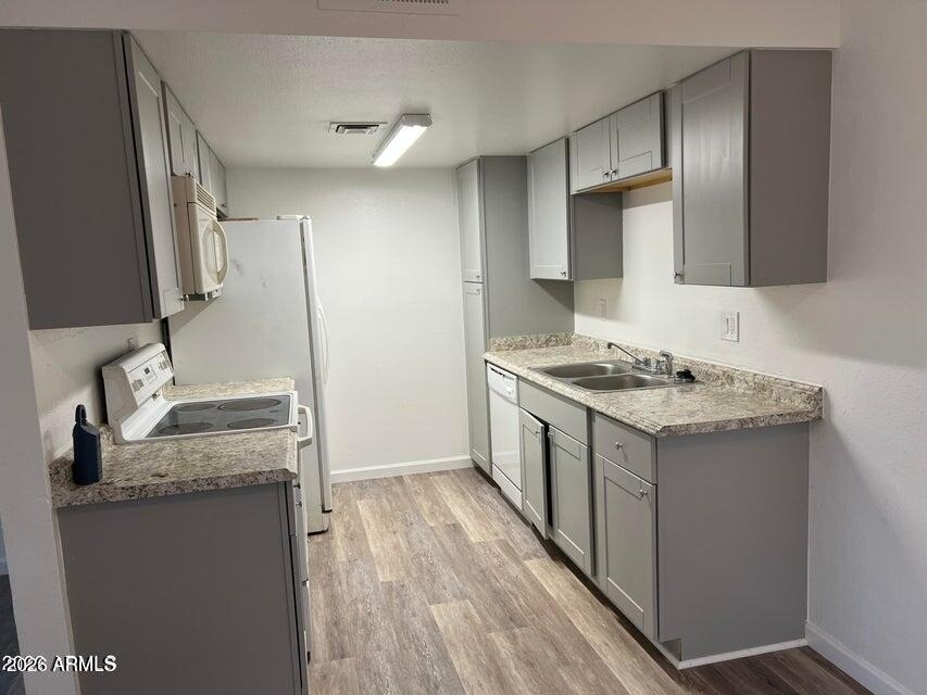 860 E Brown Road - Photo 2
