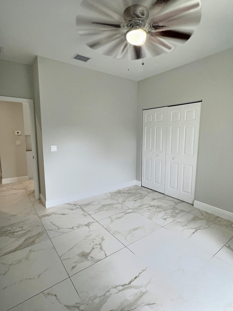 413 Martin Avenue - Photo 11