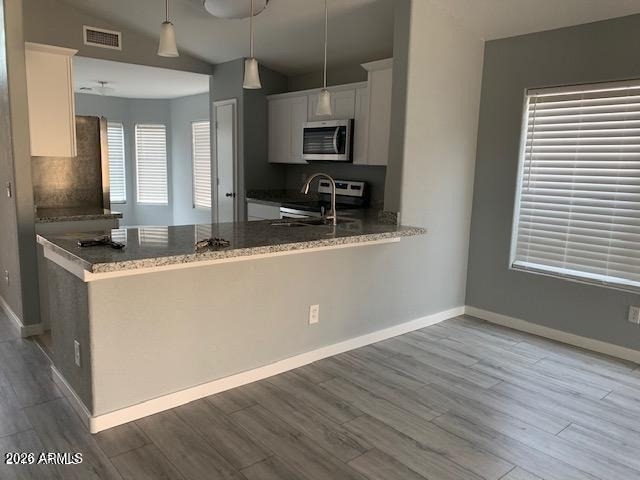 6611 W Desert Hollow Drive - Photo 1