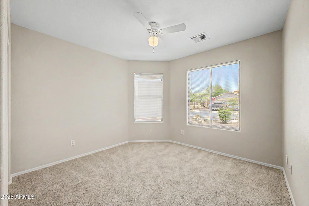 8133 W Magnolia Street - Photo 11