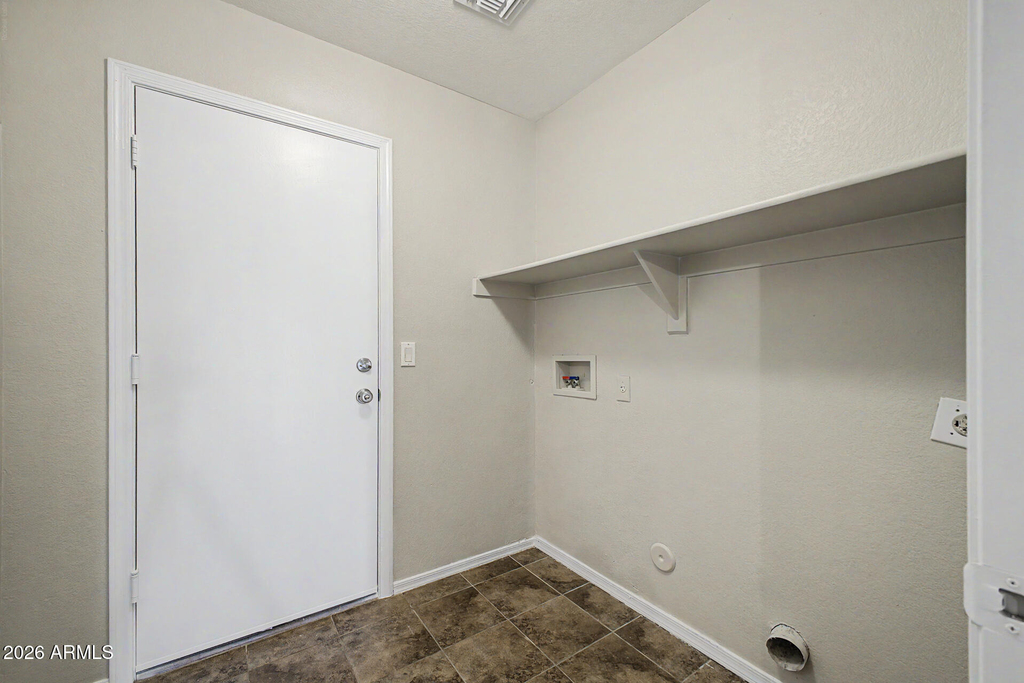 8133 W Magnolia Street - Photo 16