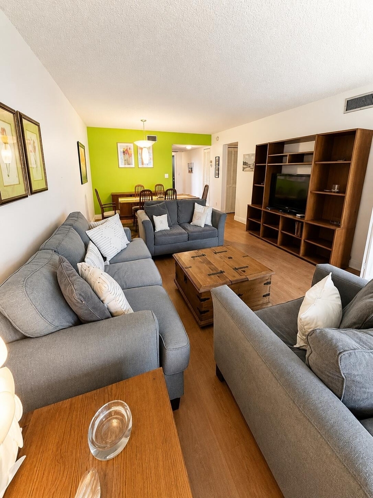 4200 Oaks Terrace - Photo 8
