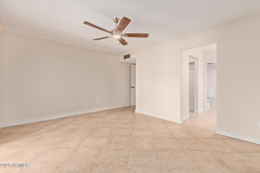 6282 E Pinchot Avenue - Photo 12