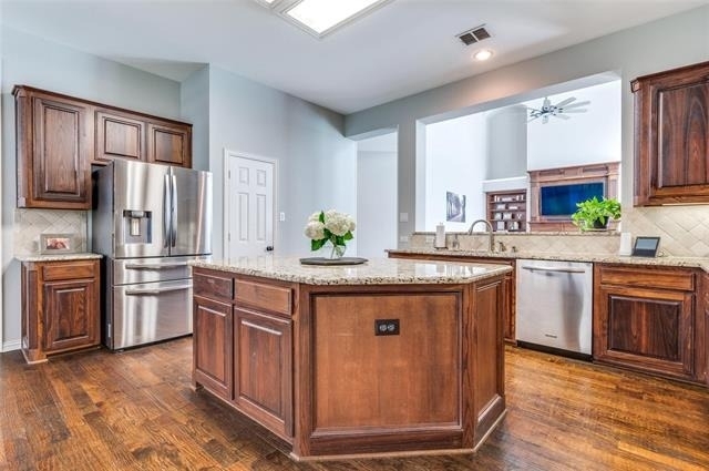 8856 Shady Shore Drive - Photo 11