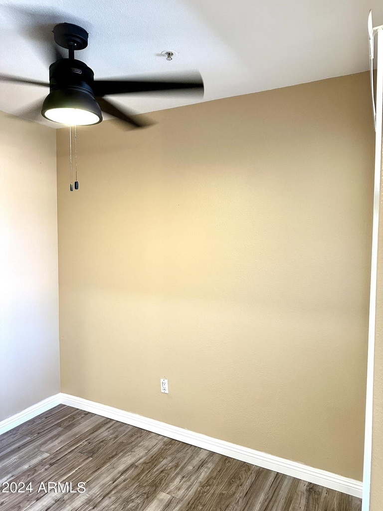 3830 E Lakewood Parkway E - Photo 5