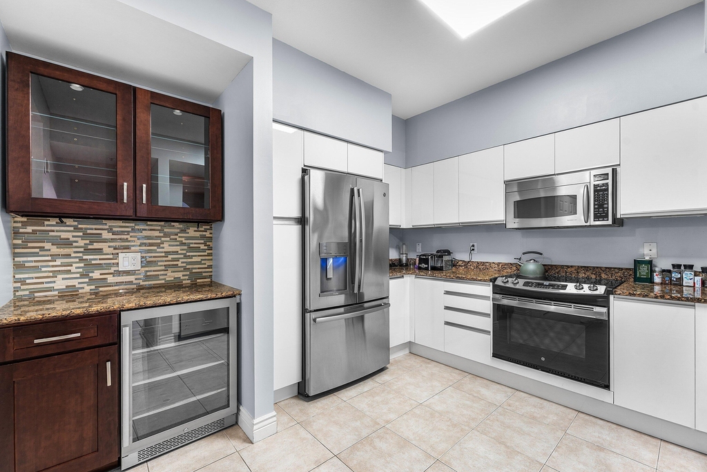 233 S Federal Highway - Photo 4