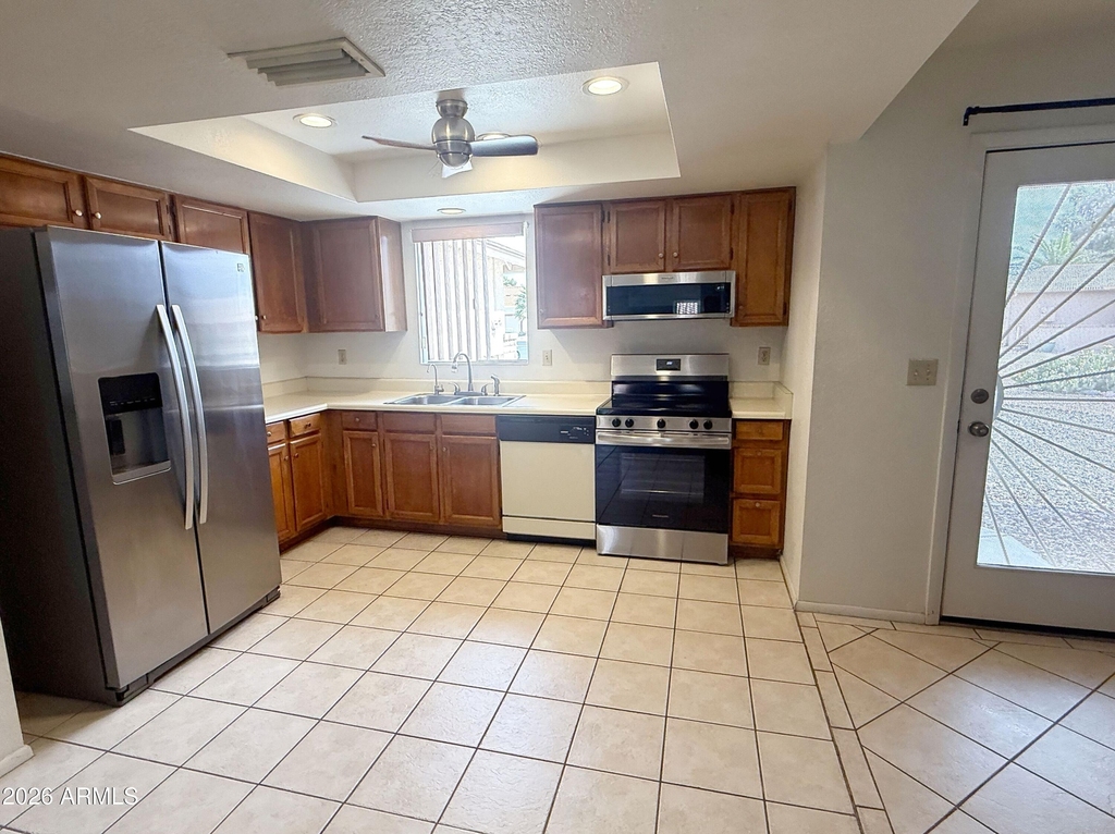 1612 Leisure World -- - Photo 3