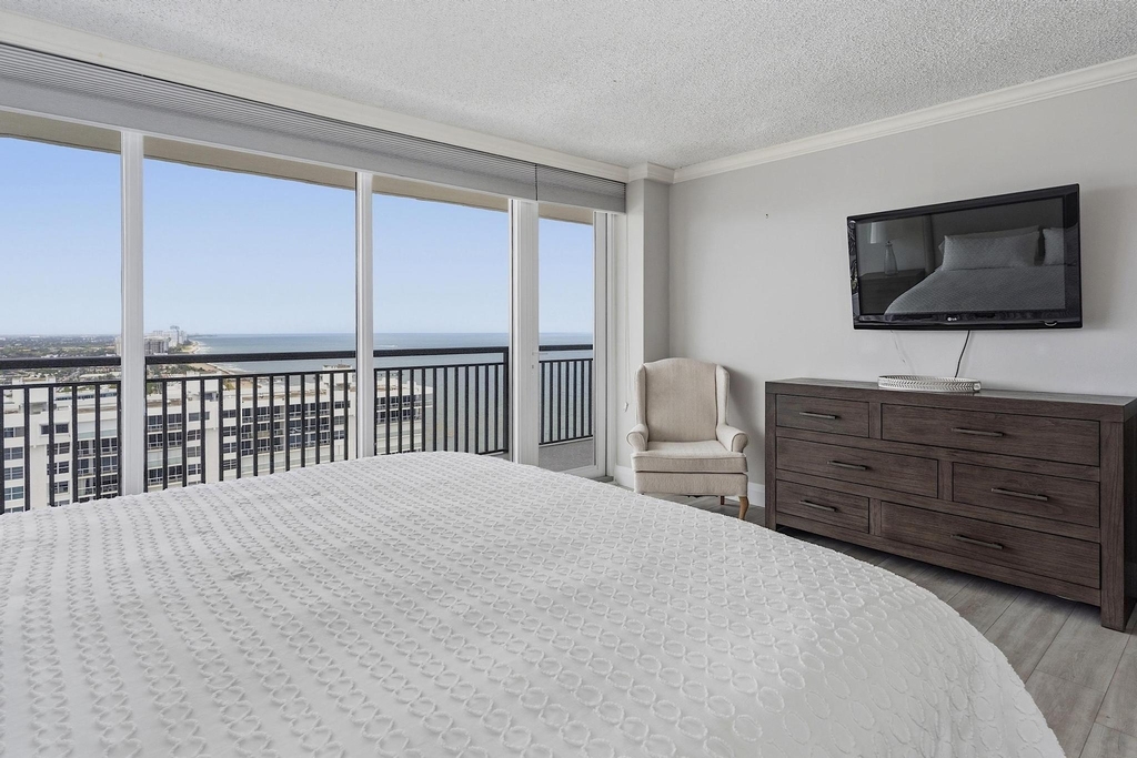 4280 Galt Ocean Drive - Photo 44