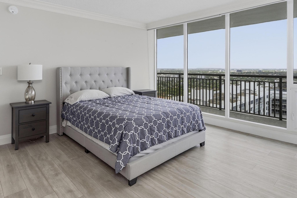 4280 Galt Ocean Drive - Photo 42