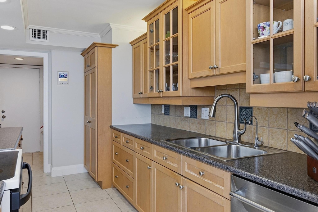 4280 Galt Ocean Drive - Photo 35