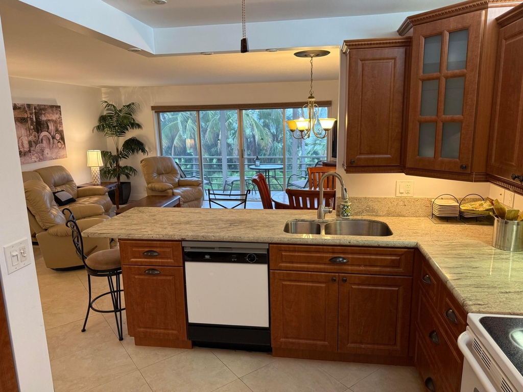 300 Ne 14th Avenue - Photo 4