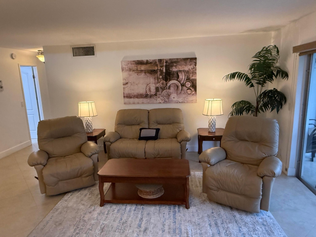 300 Ne 14th Avenue - Photo 9