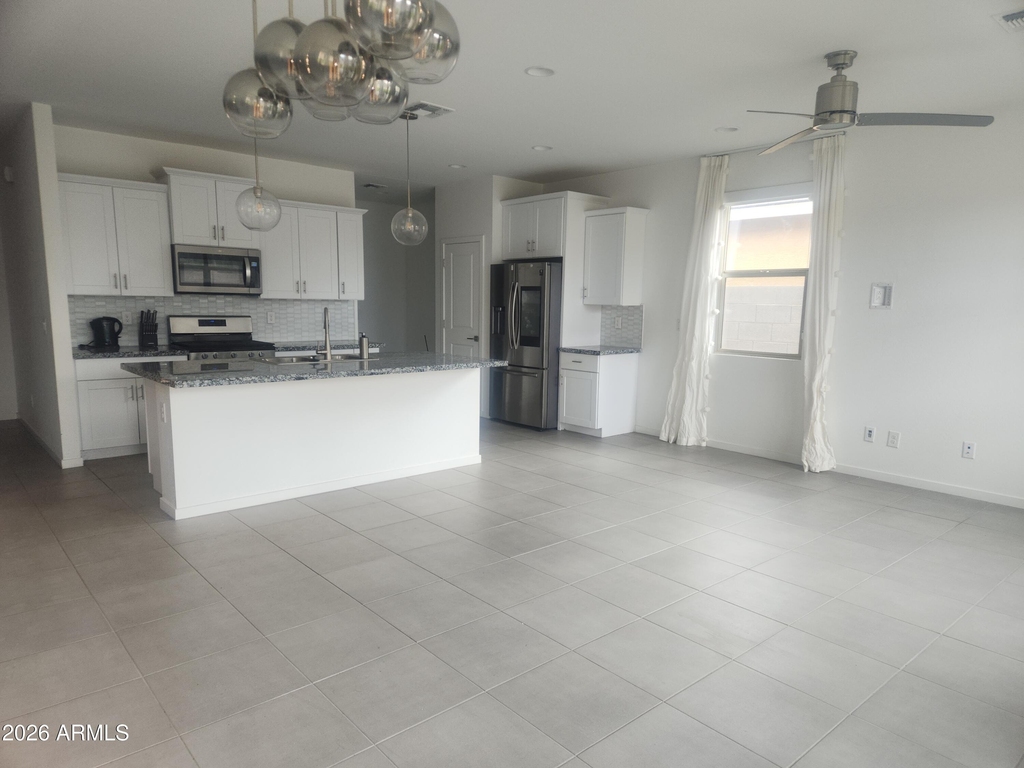 4208 S 68th Drive - Photo 4