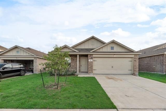 1012 Barkers Pond Avenue - Photo 2