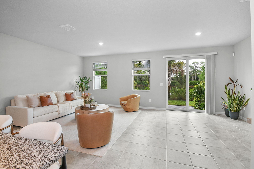 5766 Se Edgewater Circle - Photo 9