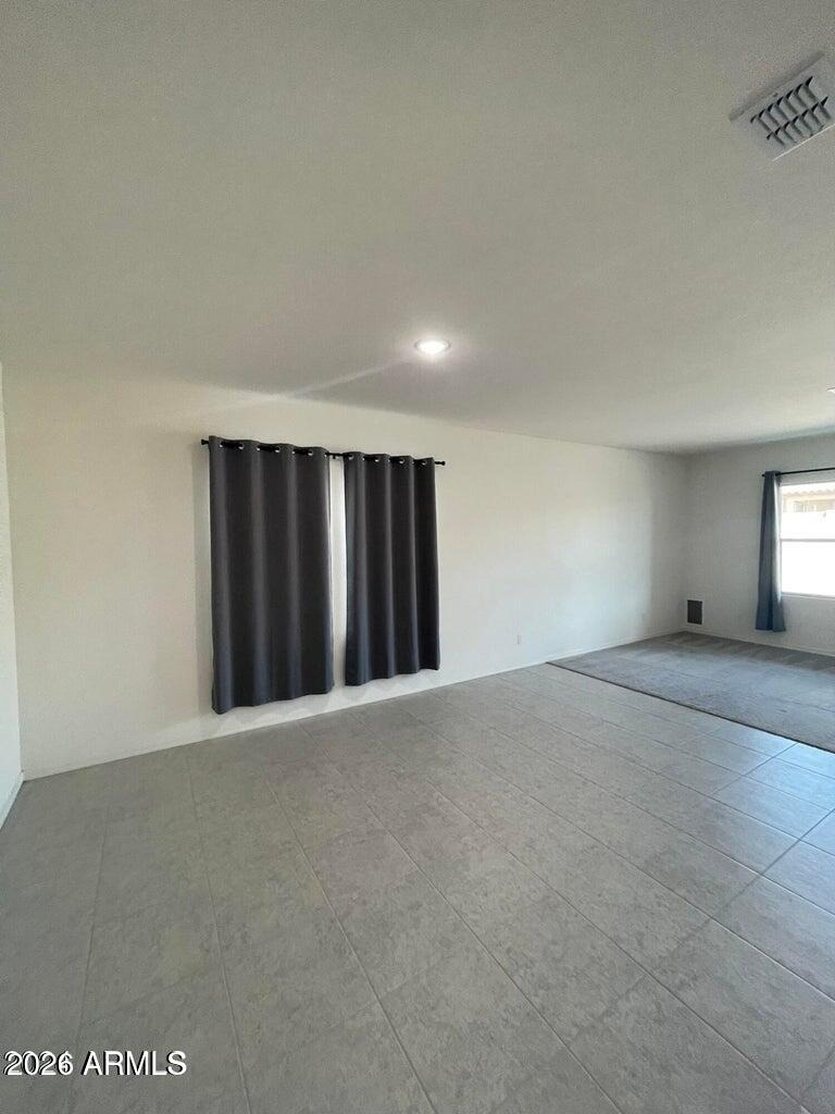 19436 W Elm Street - Photo 4