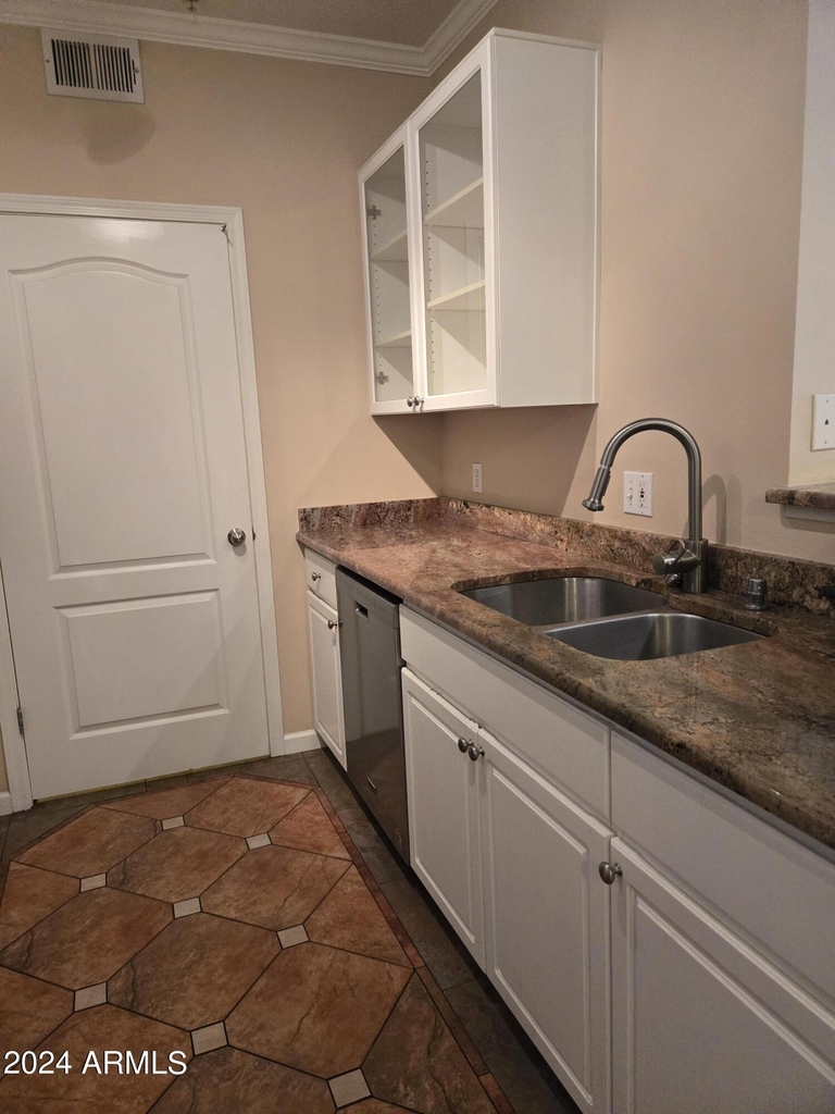 1701 E Colter Street - Photo 8