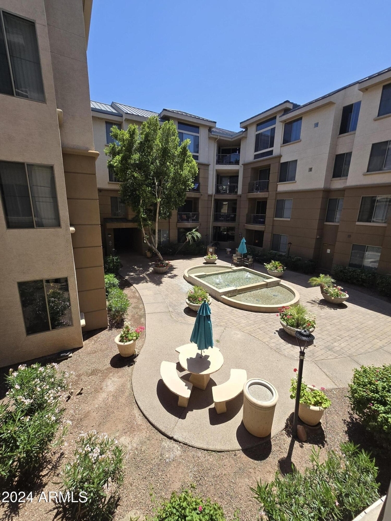 1701 E Colter Street - Photo 0