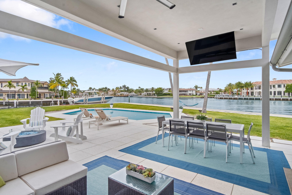 35 Castle Harbor Isle Drive - Photo 4