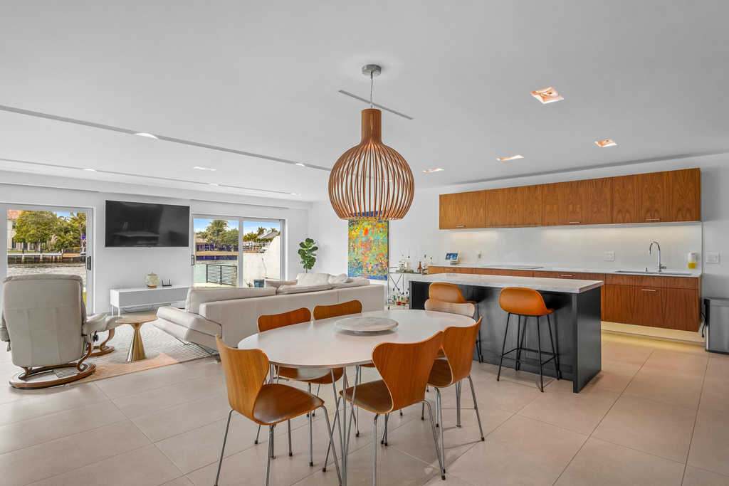 35 Castle Harbor Isle Drive - Photo 14