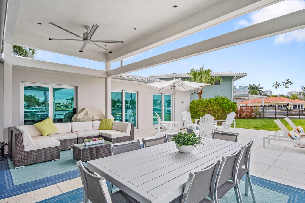 35 Castle Harbor Isle Drive - Photo 5
