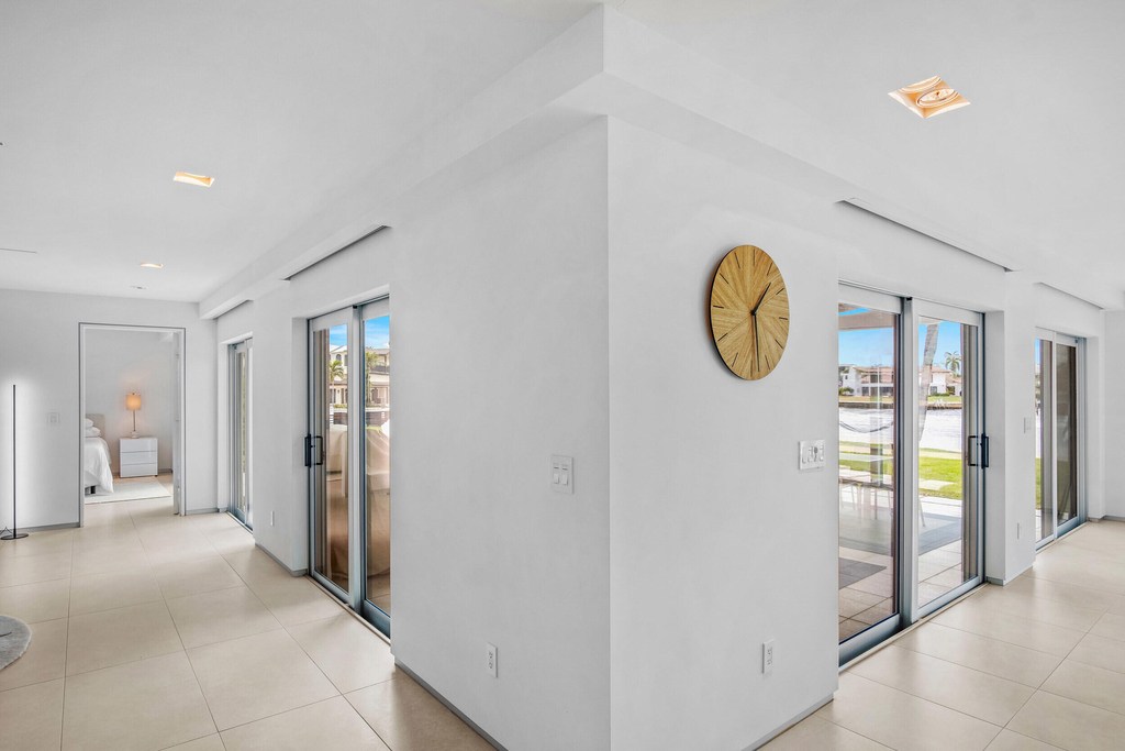 35 Castle Harbor Isle Drive - Photo 11