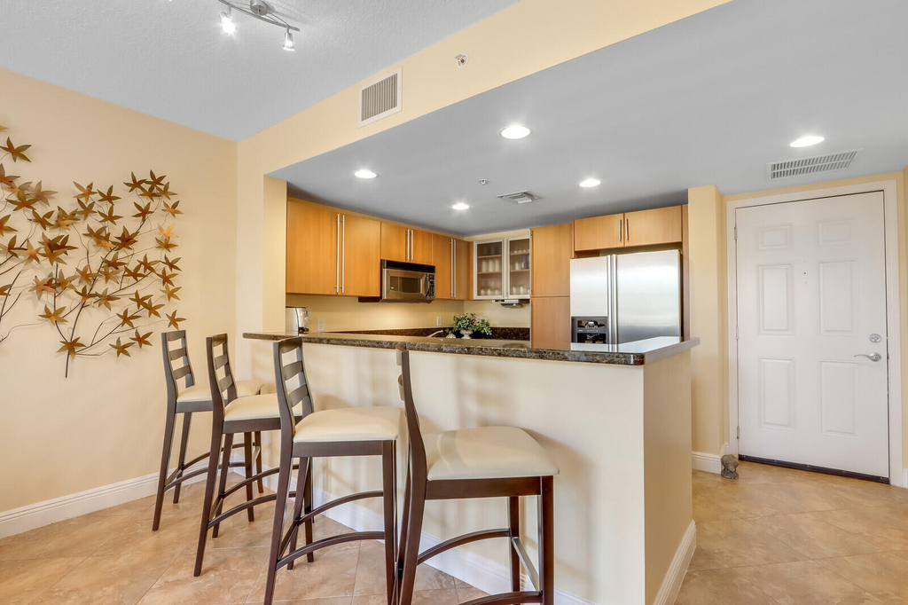 610 Clematis Street - Photo 5