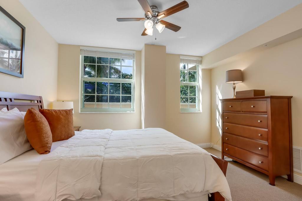 610 Clematis Street - Photo 10