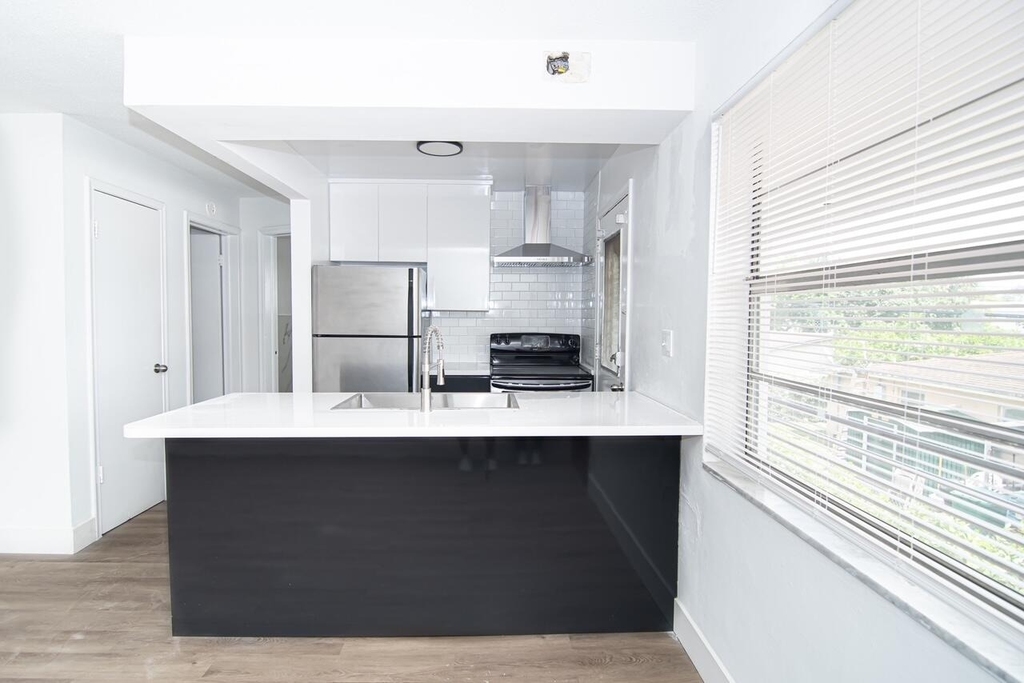 6150 Sw 37th Street - Photo 3