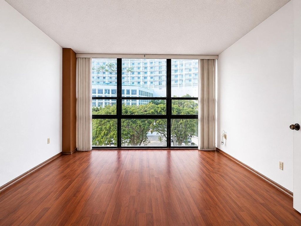 600 Ne 36th Street - Photo 6