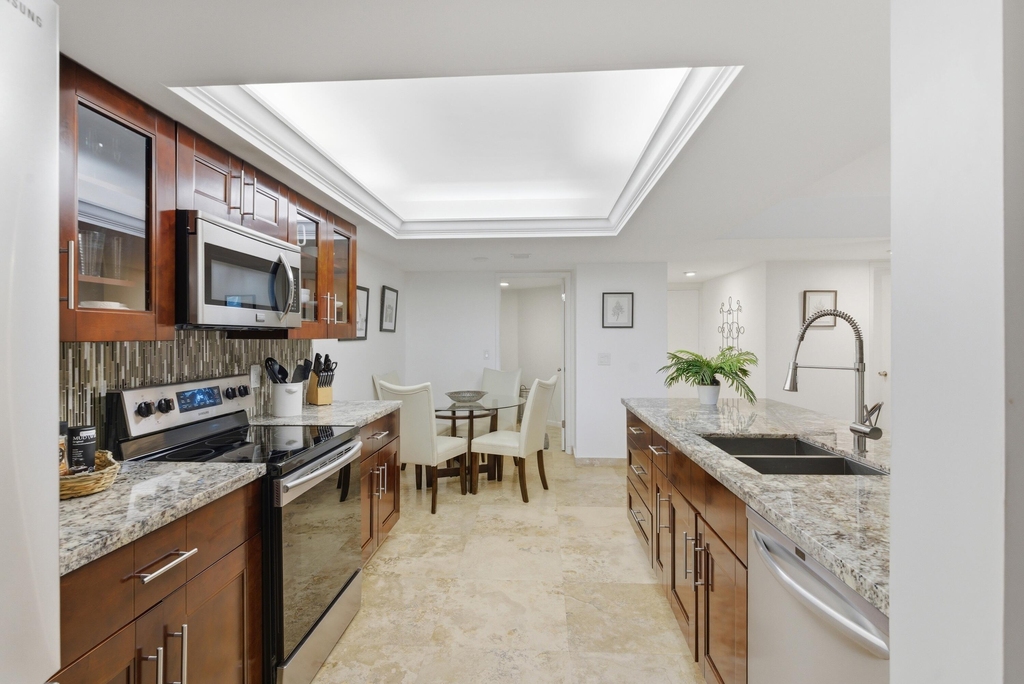 825 Egret Circle - Photo 4