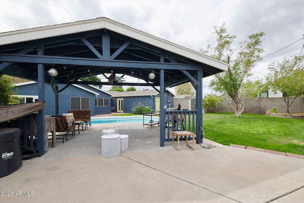 1708 E Montebello Avenue - Photo 32