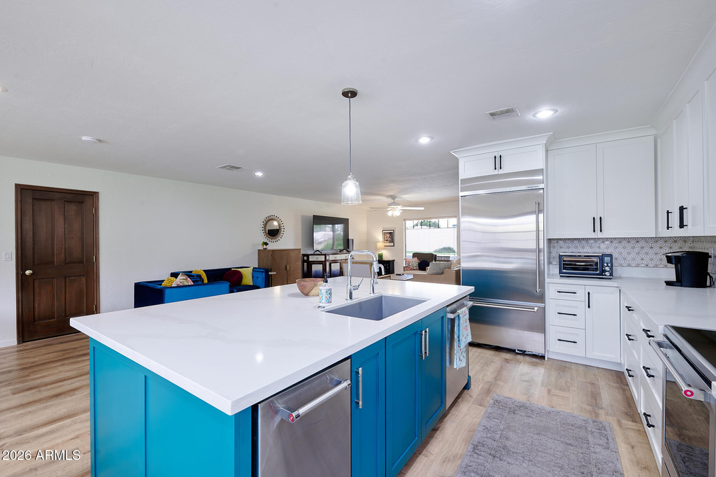 1708 E Montebello Avenue - Photo 7