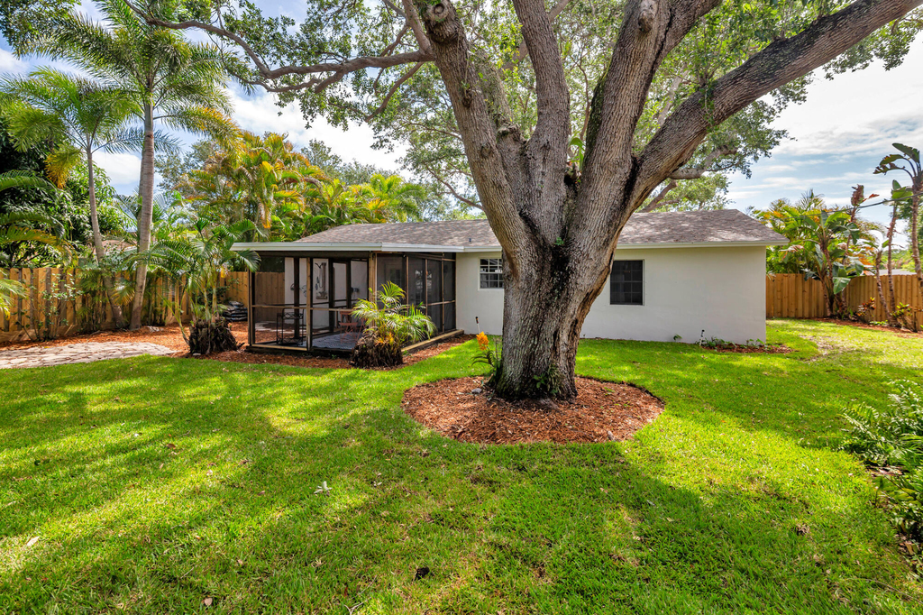808 Iroquois Street - Photo 31