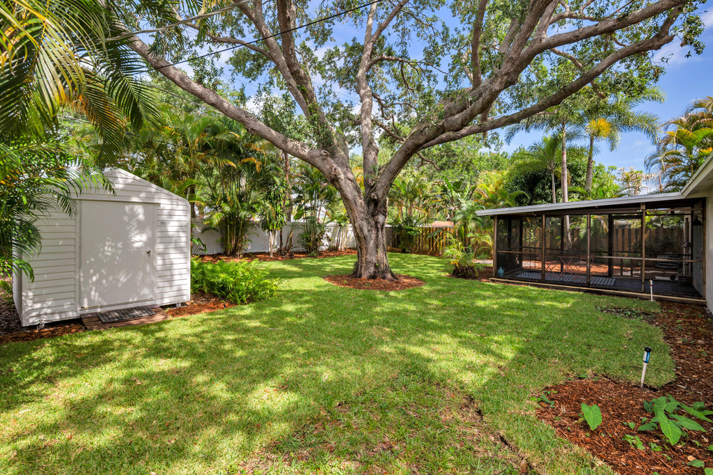 808 Iroquois Street - Photo 32
