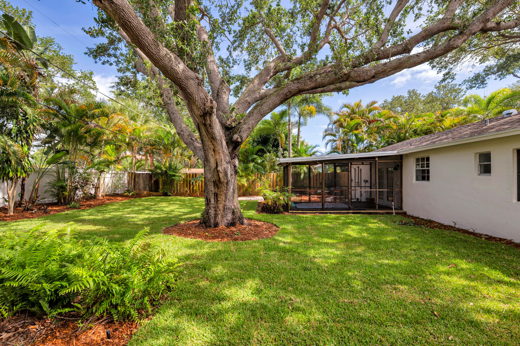 808 Iroquois Street - Photo 19