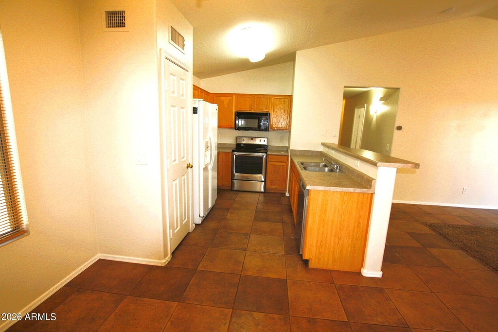 12437 W Via Camille -- - Photo 6