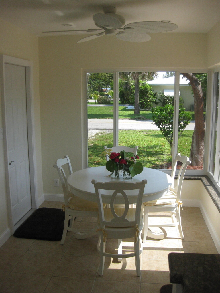 600 S Riverside Drive - Photo 12