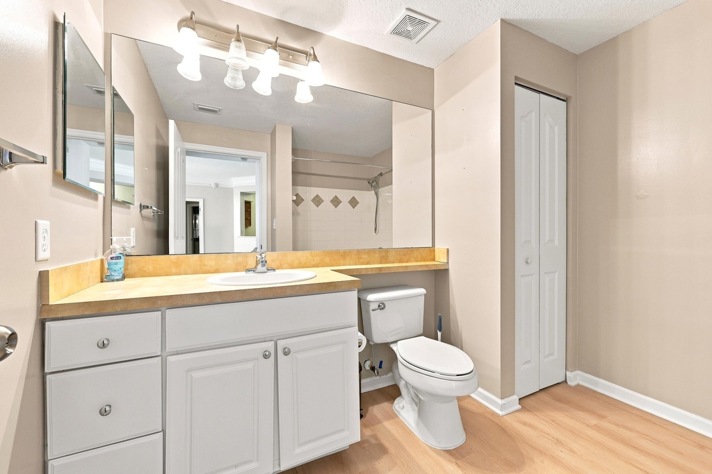 9825 Baywinds Drive - Photo 32