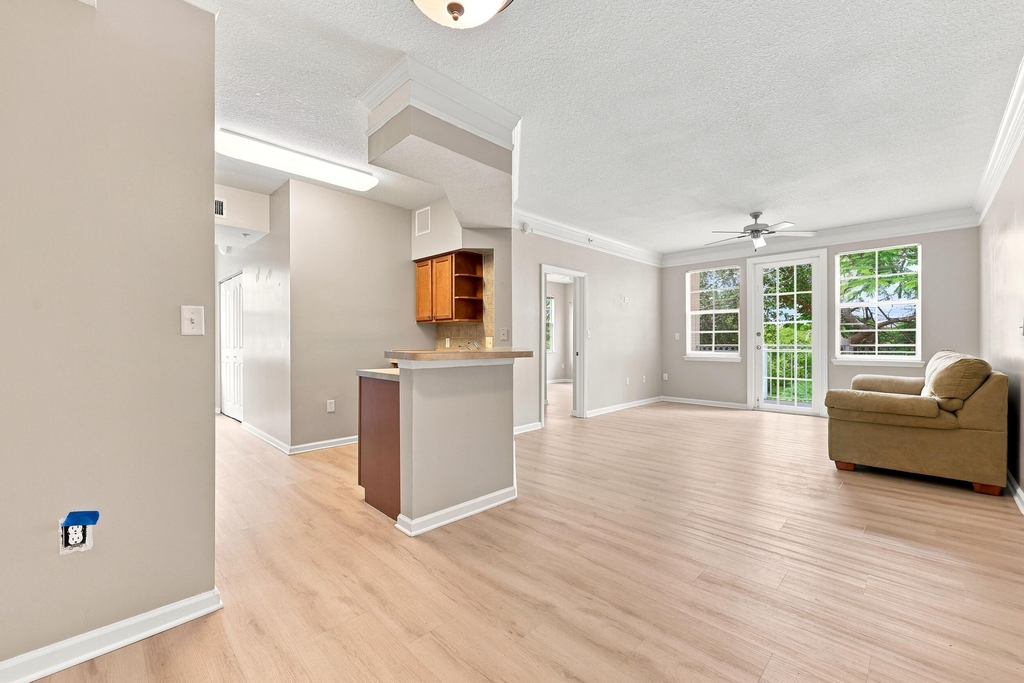 9825 Baywinds Drive - Photo 14