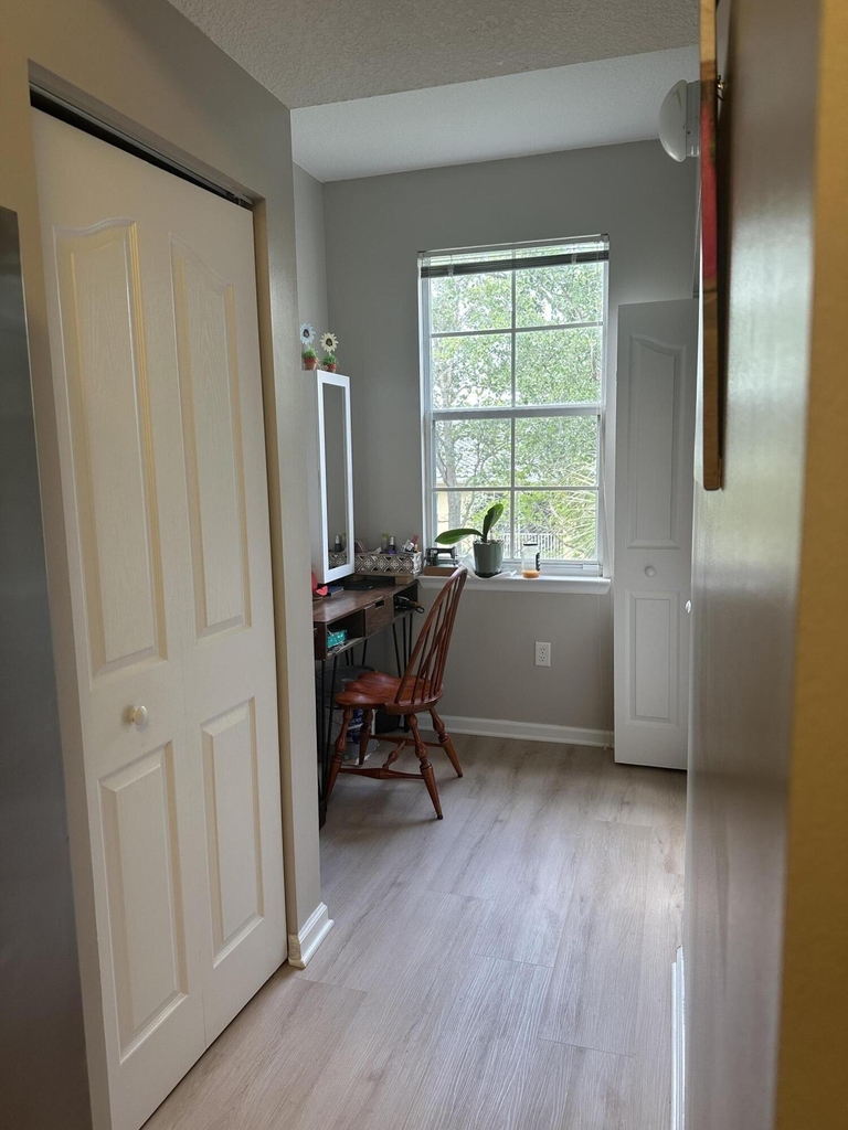 9825 Baywinds Drive - Photo 8