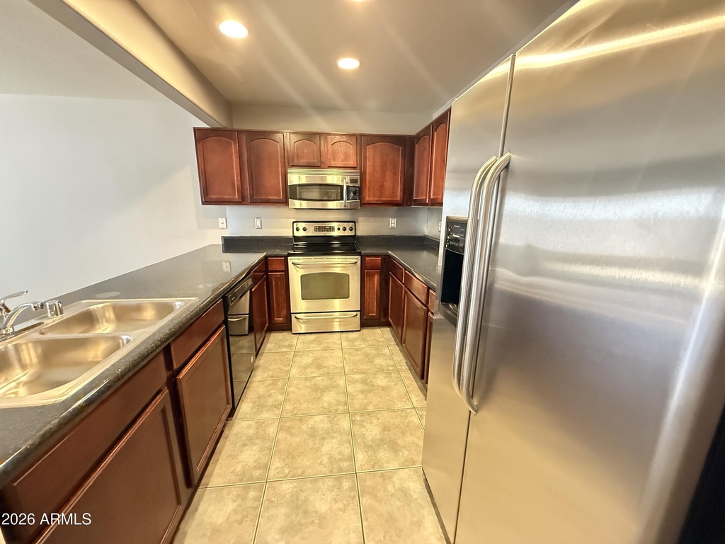 16015 N 30th Street - Photo 5