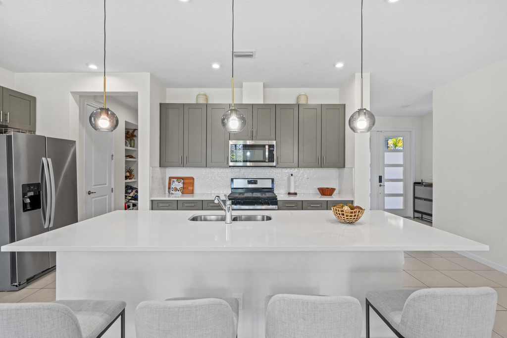 10700 Sw Gloriana Street - Photo 8