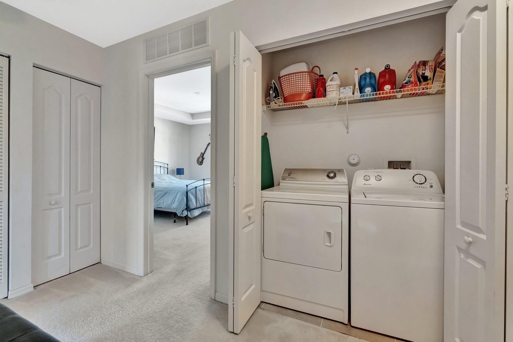 2061 Se Glen Ridge Drive - Photo 19