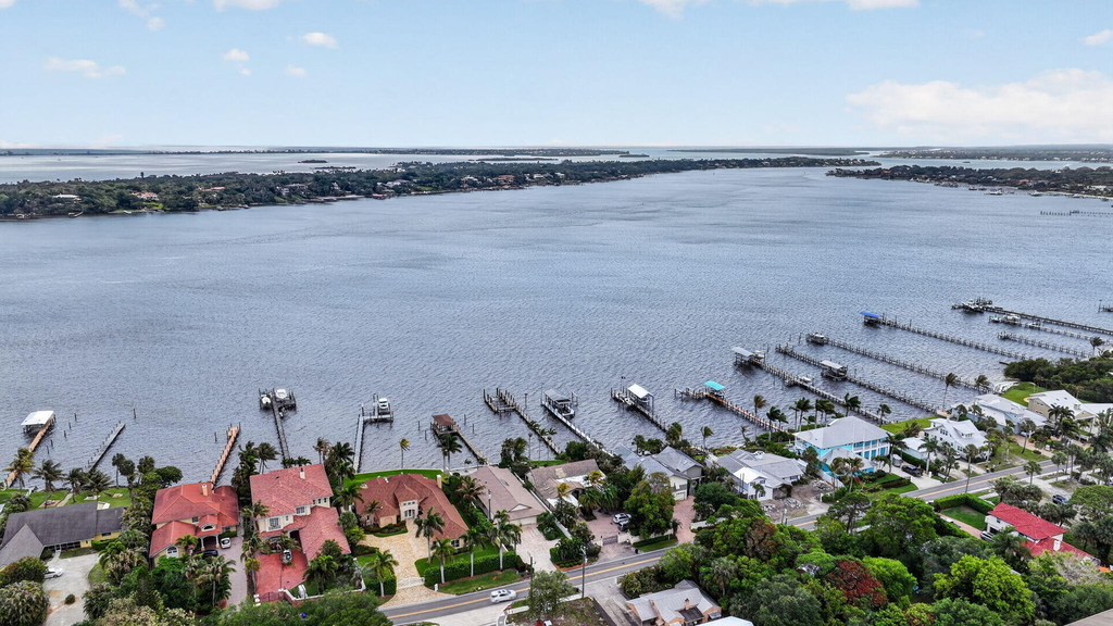 1887 Se Ocean Cove Way - Photo 50