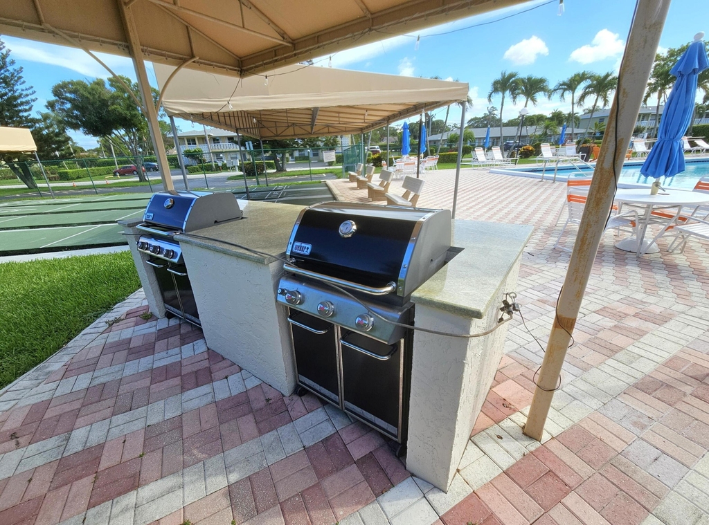 1141 Violet Terrace - Photo 33
