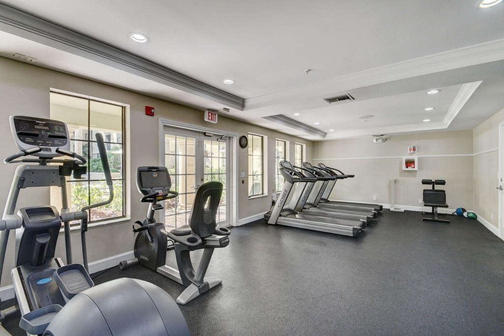 651 Okeechobee Boulevard - Photo 42