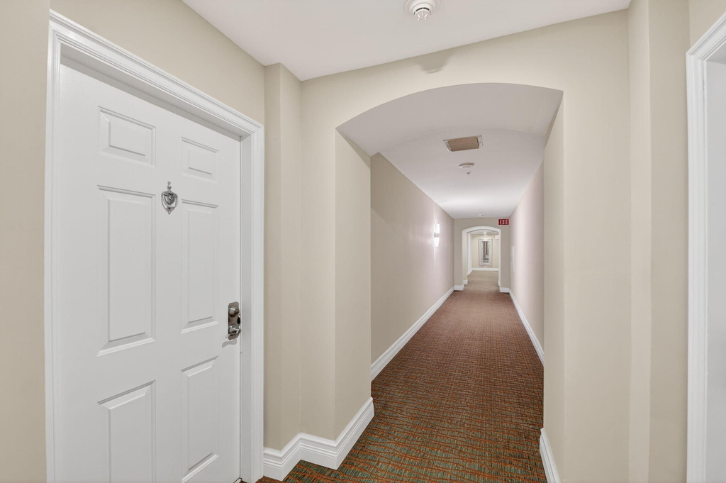 651 Okeechobee Boulevard - Photo 36
