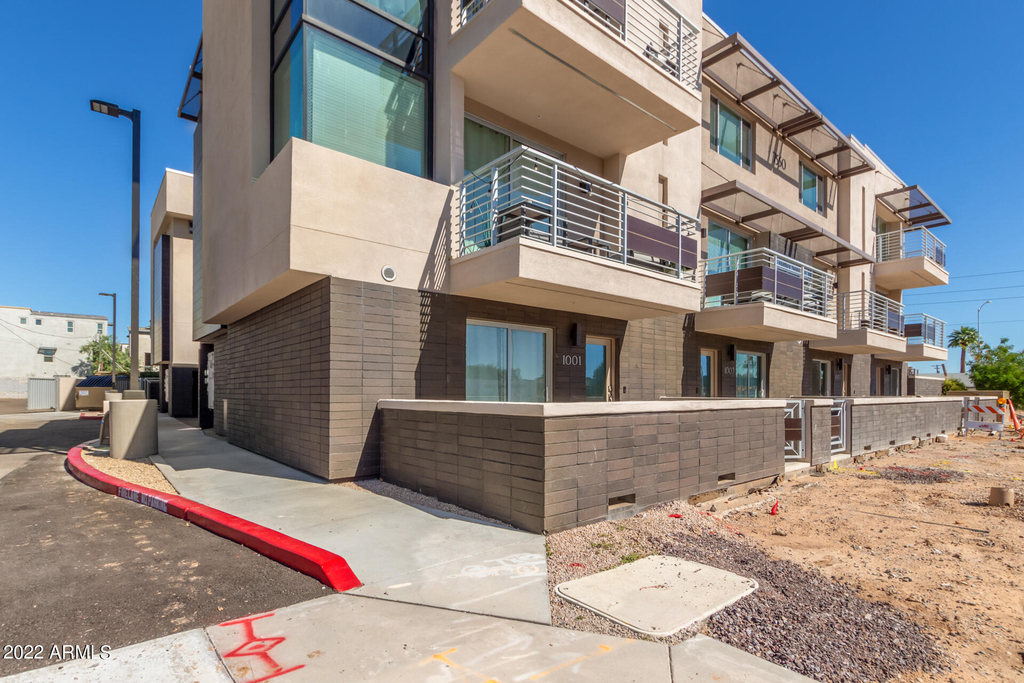 7550 E Osborn Road - Photo 1