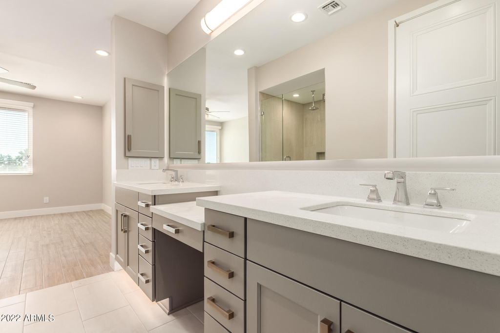 7550 E Osborn Road - Photo 9